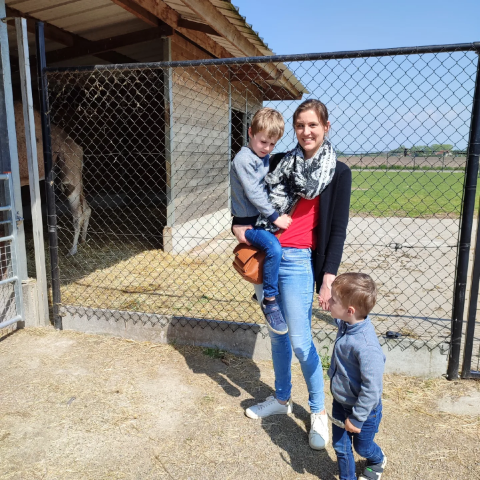 Getuigenis: "Zorgouder zijn vraagt veel energie, maar ik ben fier op de hechte band met mijn kinderen"