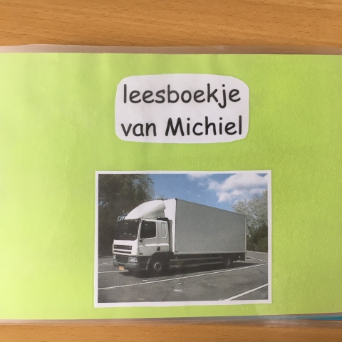 Tip van een ouder: knutsel zelf een leesboekje voor jouw kind