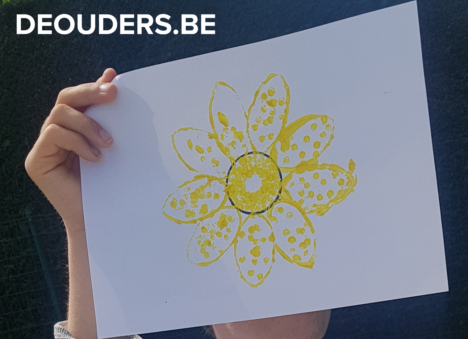 tekening met gele bloem